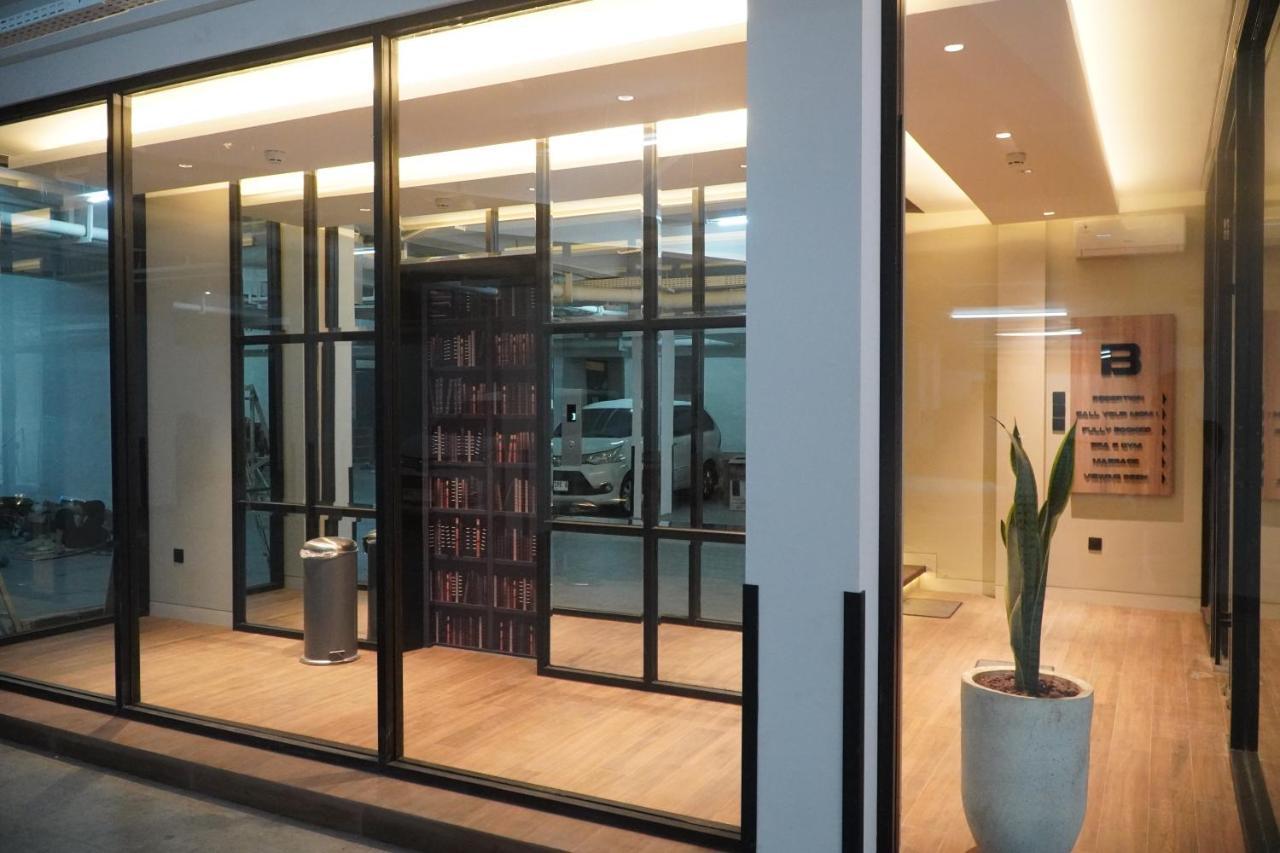 Posto Dormire Sudirman Jakarta Exterior foto