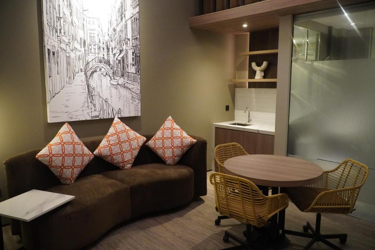 Posto Dormire Sudirman Jakarta Exterior foto